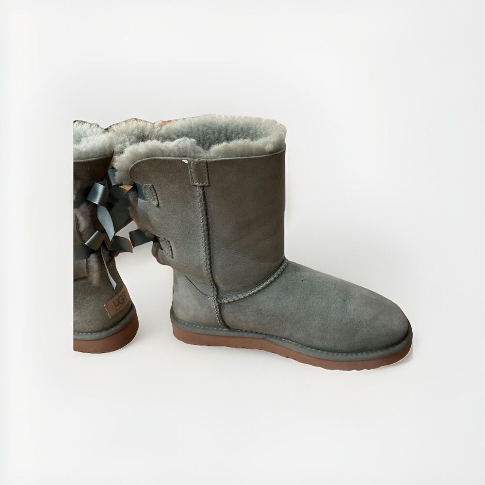 Womens Ugg Boots Sz 8 Bailey Bow Sage Light Green Suede Coquette Has Normal Wear - Picture 10 of 13
